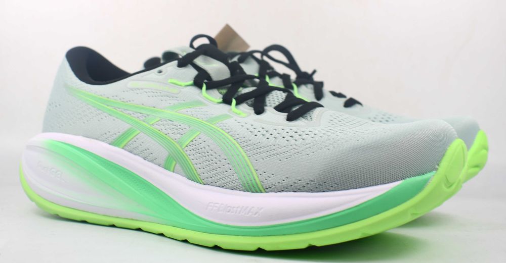 Buty do biegania Asics Gel-Cumulus 28 roz. 42,5