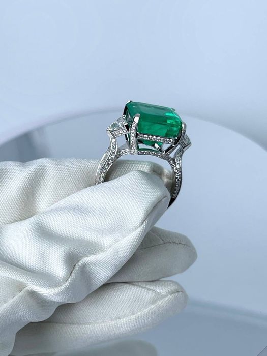 Каблучка з Смарагдом 8,41ct. GRS