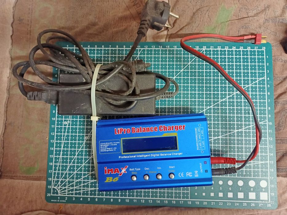 Ładowarka mikroprocesorowa do ładowania ogniw LiPo / LiFe / Li-Ion  6s