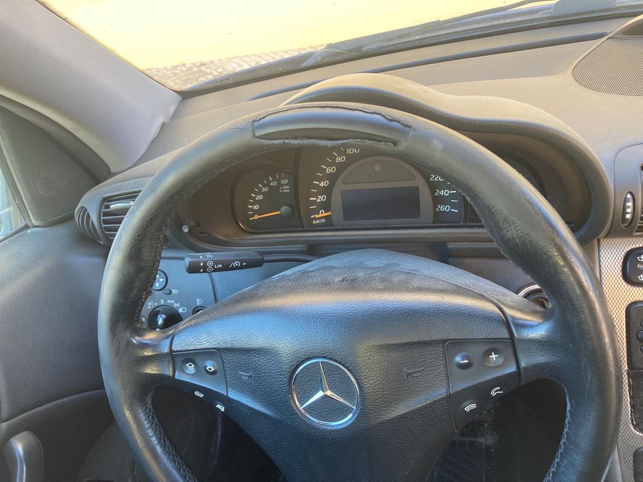 Mercedes c220 2002
