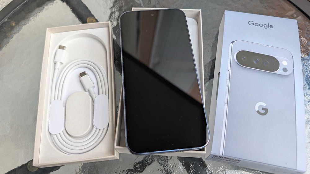 Google Pixel 10 Pro XL 16/512 Moonstone jak nowy!