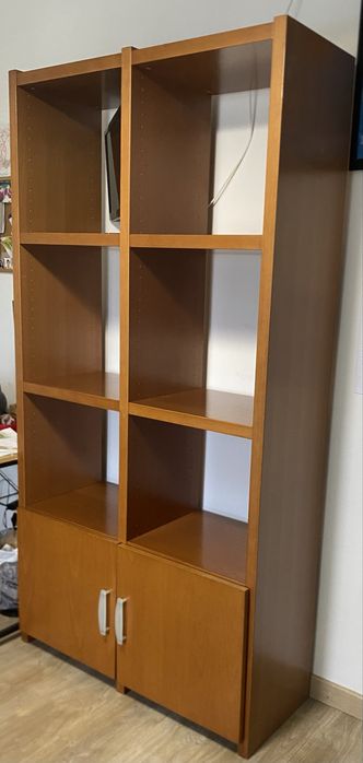 Estante em madeira Fai