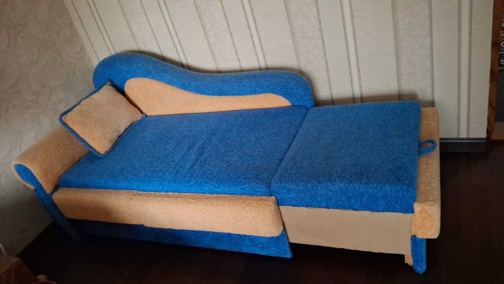 дитячий диван - ліжко.