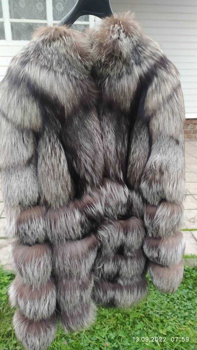 Продам полушубок  б/у не дорого