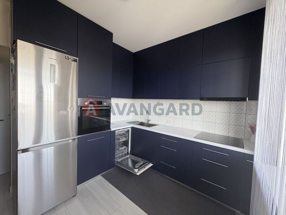 Продам 3-кімнатну квартиру в ЖК «Мега Сіті»