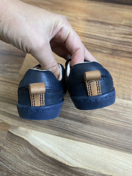 Eleganckie buciki skórzane trzewiki Clarks 22
