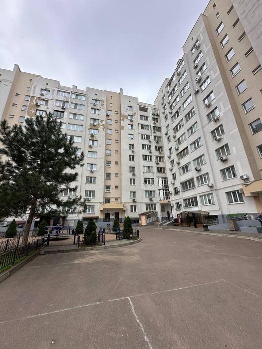 Продам 3-к квартиру з ремонтом, 100 кв.м, на Черемхах (3-247-325)
