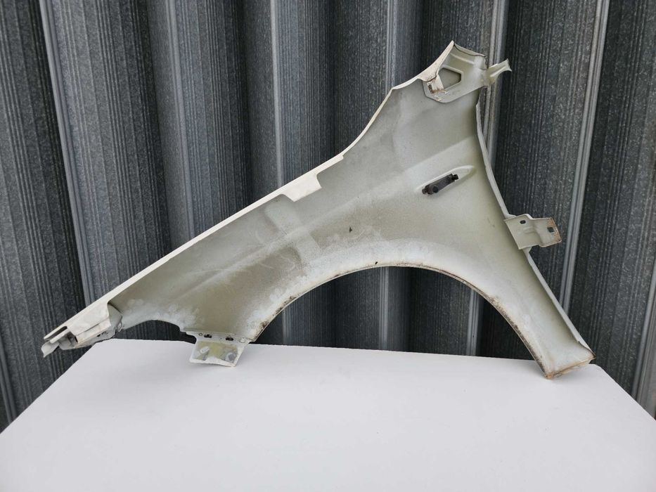 Guarda lamas direito FIAT Tipo (2015 a 2025)