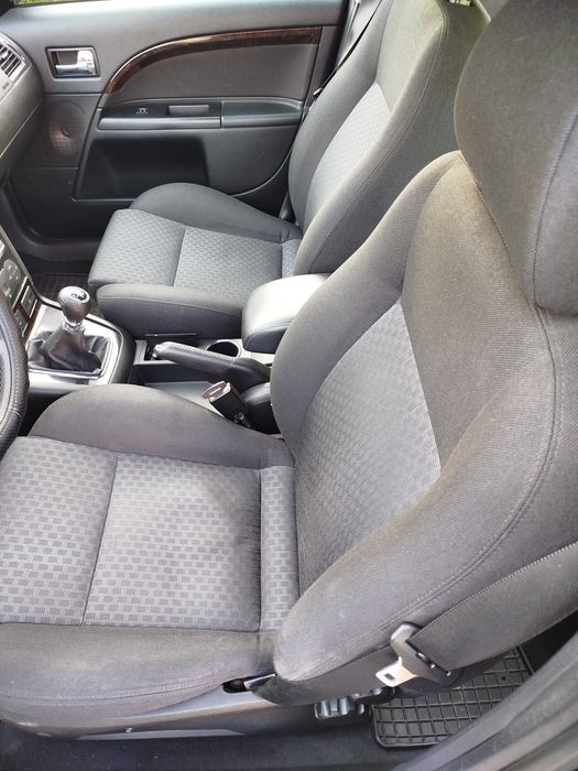 Автомобіль Ford Mondeo 3