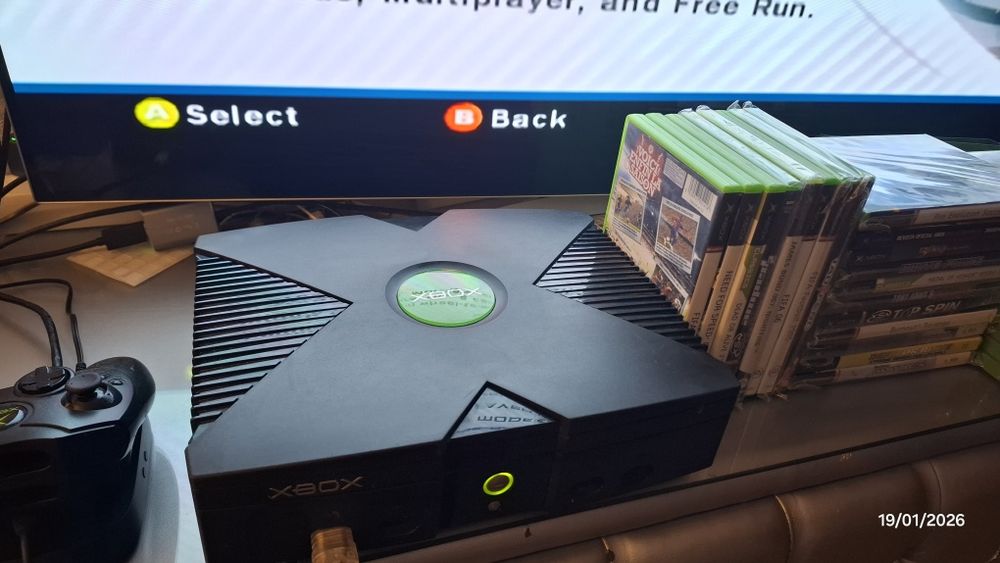 Consola Xbox Classic  + 27 Jogos