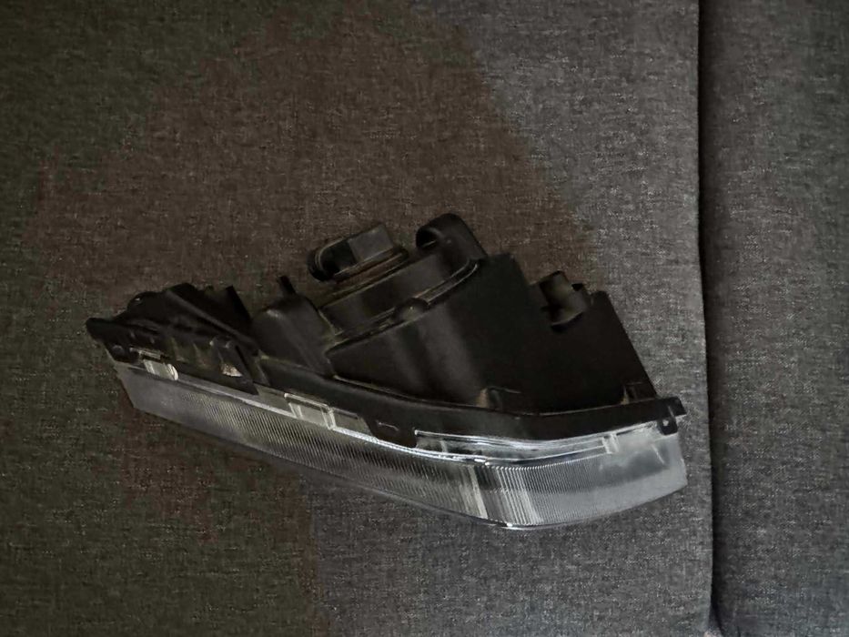 reflektor przedni prawy halogen seat ibiza V   6F0.941.702.A