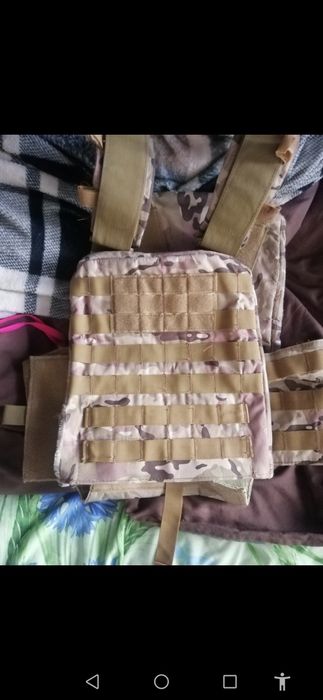 Плитконоска з підсумками для магазинів зі скидом плит