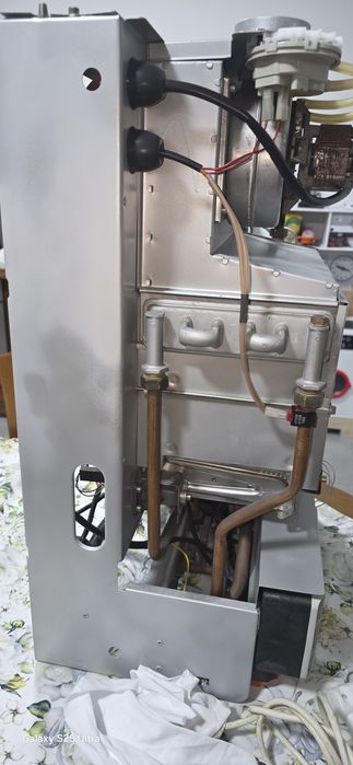 Caldeira roca ventilada
