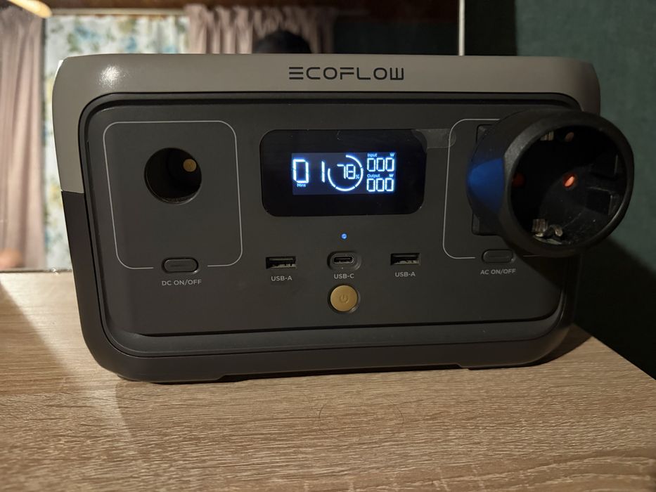 Зарядная станция ECOFLOW RIVER2!Состояние отличное!