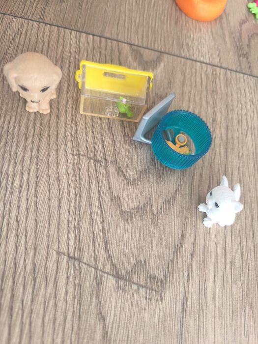 Barbie Lalka + salon dla zwierząt zestaw