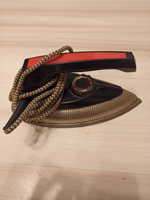 утюг ссср 1000вт рабочий!