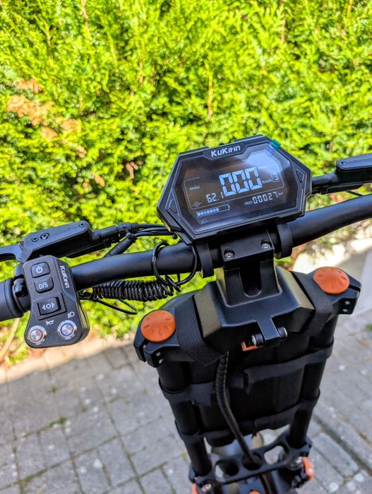 Trotinete Elétrica KuKirin G4 MAX com 2 Motores Duplos (3200W) Velocidade 86KM/h