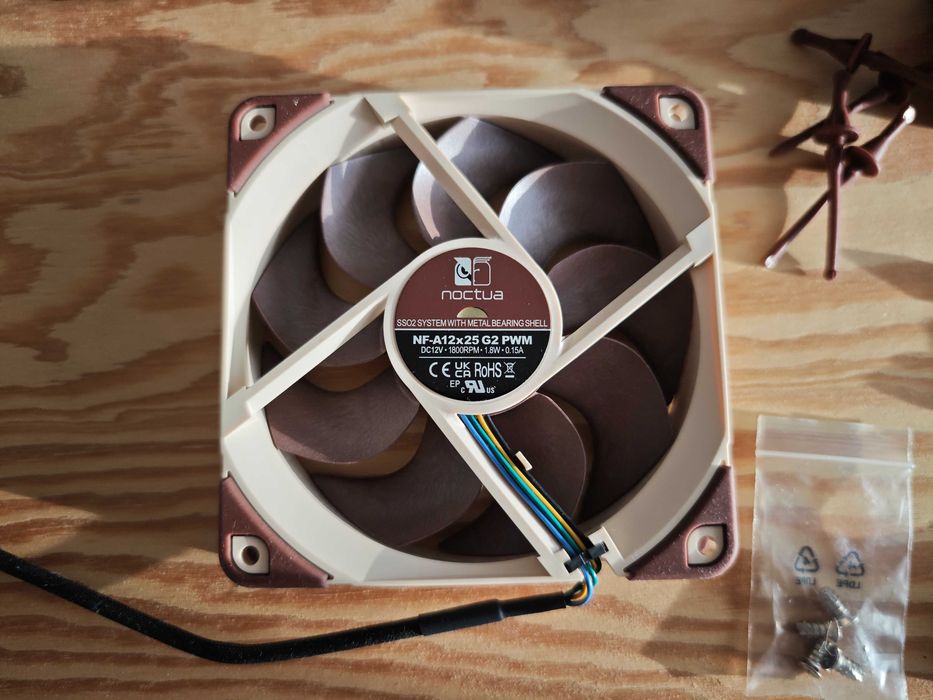 Noctua NF-A12 x 25 G2 PWM, ventilador para PC de 120 mm, silencioso, 4 pinos (castanho)
