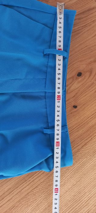 Spodnie cygaretki Reserved rozm.34