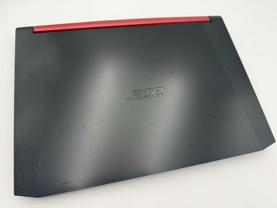 Laptop Acer Nitro 5 | Ryzen 5 | 8GB | 1TB | RX 560X 8GB | Windows 10