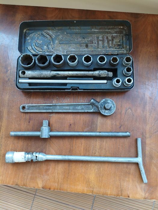 Набор головок ссср, вороток, свічний ключ