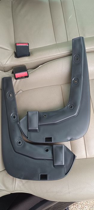 Бризковики Honda