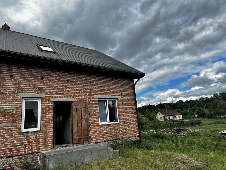 Продаж Будинок с. Оброшине вул. Козацька +земельна ділянка ОЖБ 4,5 сот