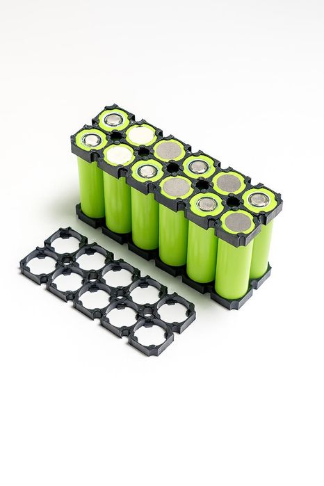 Холдери/Наявність 21700 та 18650