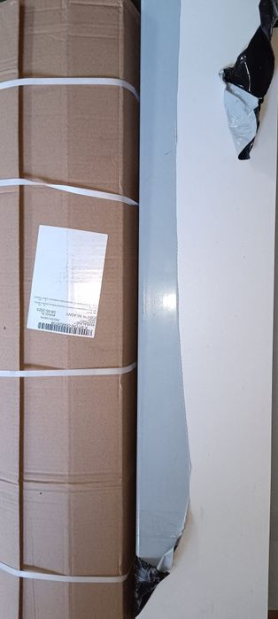 Parapety wewnętrzne 20cm RAL 9010