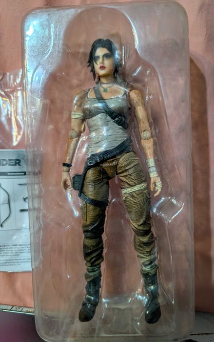 xbox 360 Tomb raider 2013 survival kit