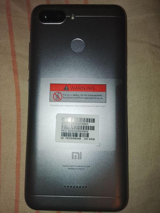 Redmi 6 новый, полностью рабочий смартфон.
