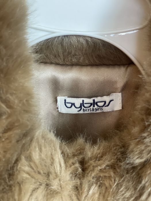 Шубка дитяча унісекс. На 3-4рочки