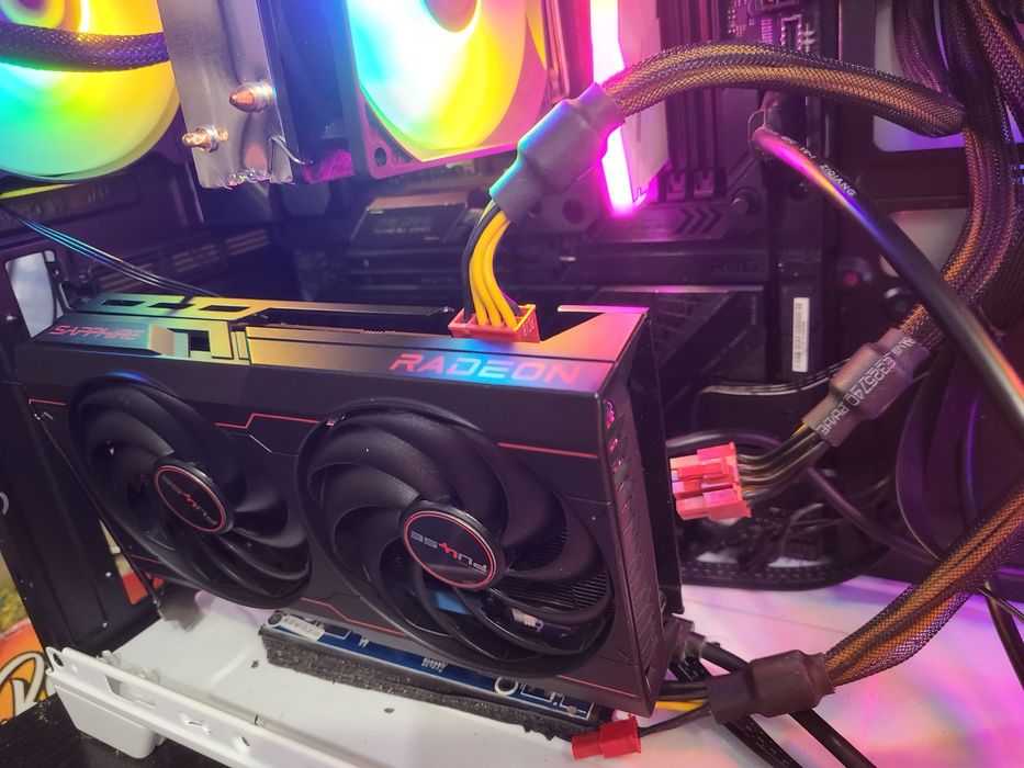 Видеокарта Rx 6600 8 gb Sapphire