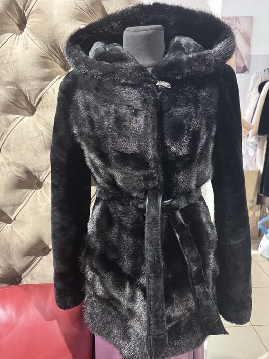 Шуба мутон+норка, розмір 40-42