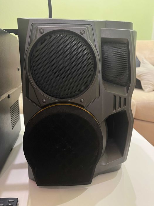 Музичний центр Trevi MCX-1080 | 5-CD чейнджер, X-BASS, AUX, пульт