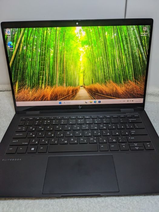 HP Elite Dragonfly Max 13.3" Touchscreen Intel IRIS XE Graphics i7 11th 16GB 1TB SSD