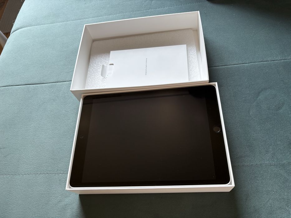 Ipad 9 gen. 64 GB
