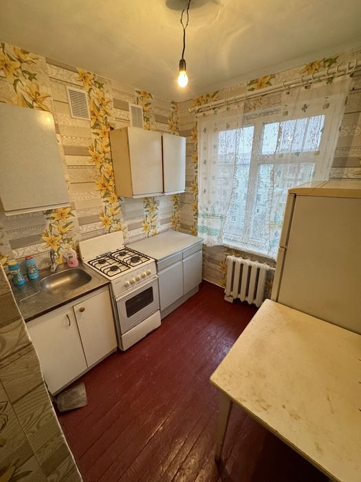 Двокімнатна квартира Героїв Дніпра 57