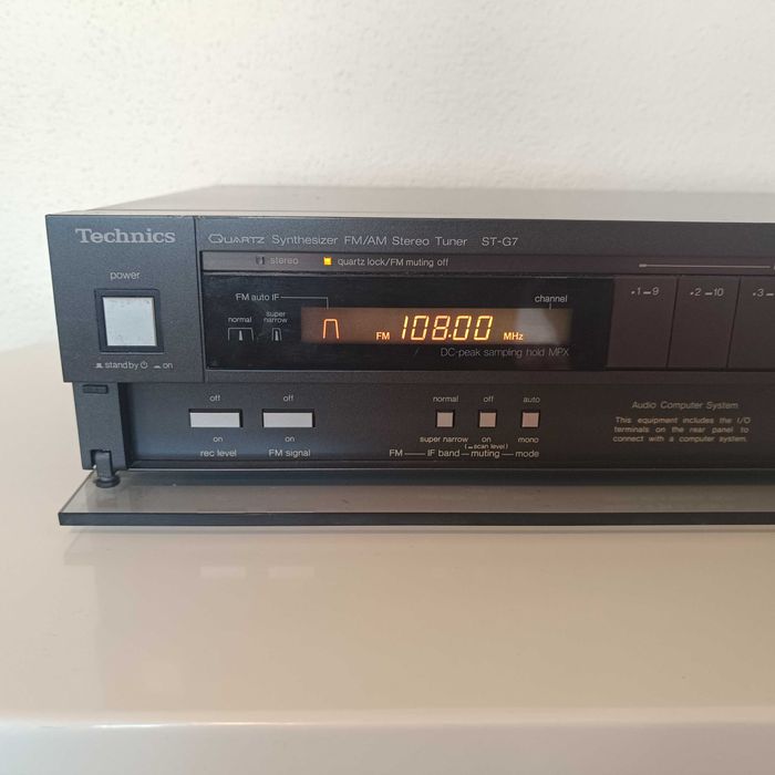 Tuner Technics ST-G7 Quartz Synthesizer