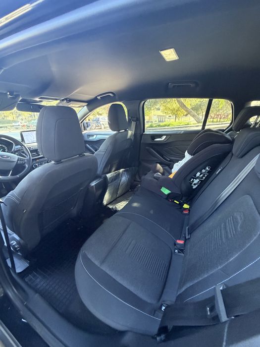 Ford Focus SW 1.5 EcoBlue Active (2020) – 101.000 km  Com garantia de stand de 16 meses de todas as peças.