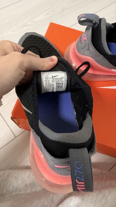 Кроссівки Nike Air Max 270