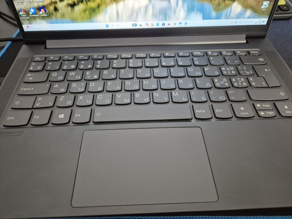 Ноутбук - Lenovo Yoga - процеор: I7-1065G, память: 16GГБ ССД - 475ГБ, відео: інтероване в процесор