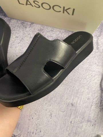 Klapki damskie roz. 39 Lasocki