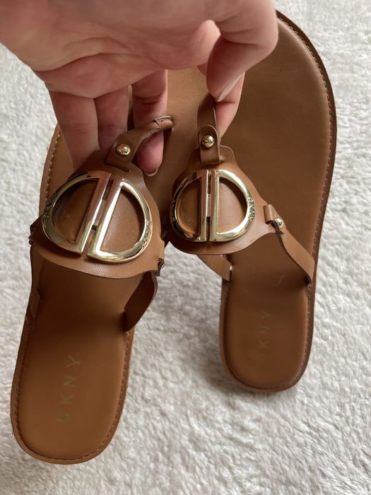 Klapki japonki DKNY jak nowe