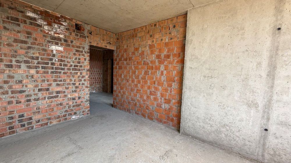 Продаж 2-кім. квартири 65 м²/вул. Миколайчука, 38/Орлика/Галжитлобуд