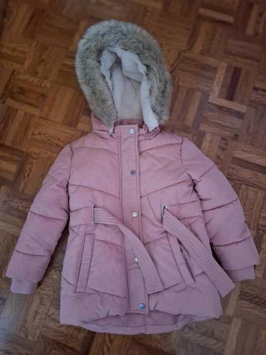 Kispo rosa menina com carapuço com pélo