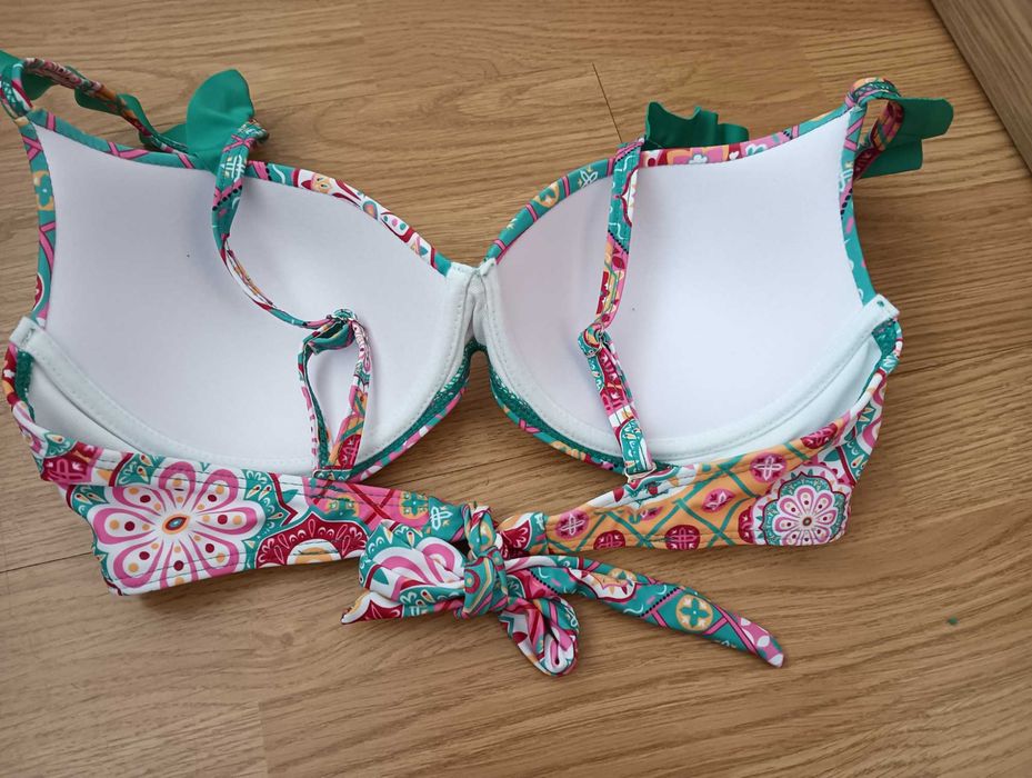 Bikini florido novo shein