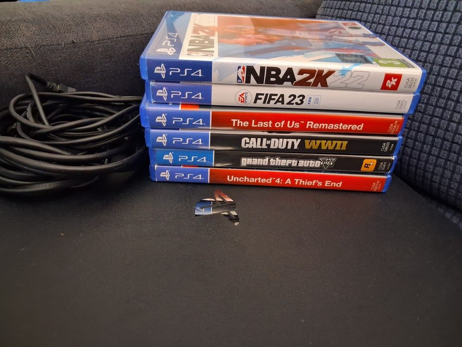 PS4 Pro 1TB + Comando + 6 Jogos – Excelente estado!