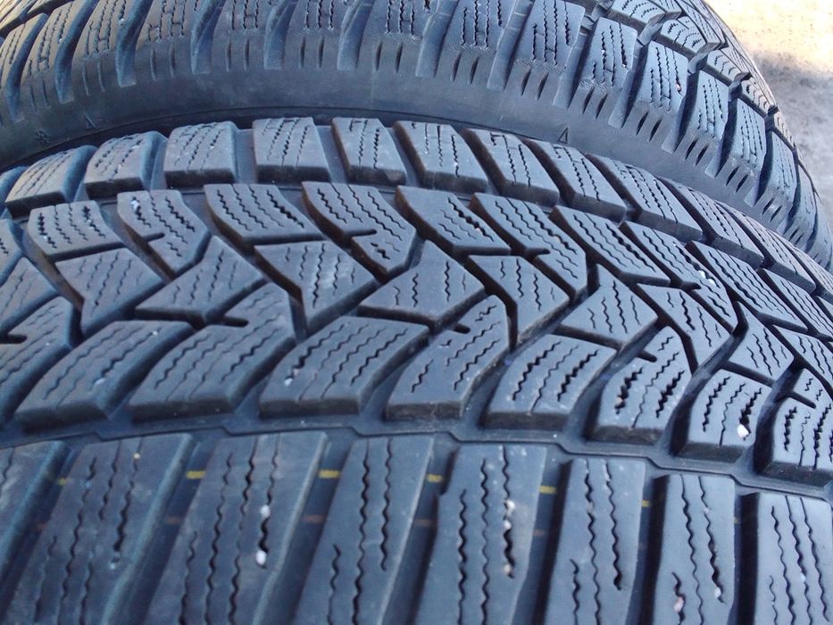 Cena za 2 Opony zimowe 205/55r16 DUNLOP 6.5mm