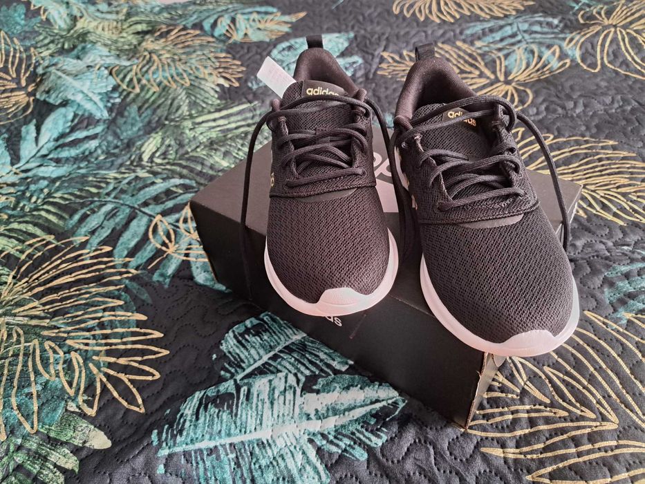 Nowe buty sportowe damskie Adidas QT RACER 2.0 rozmiar 37/38 panterka